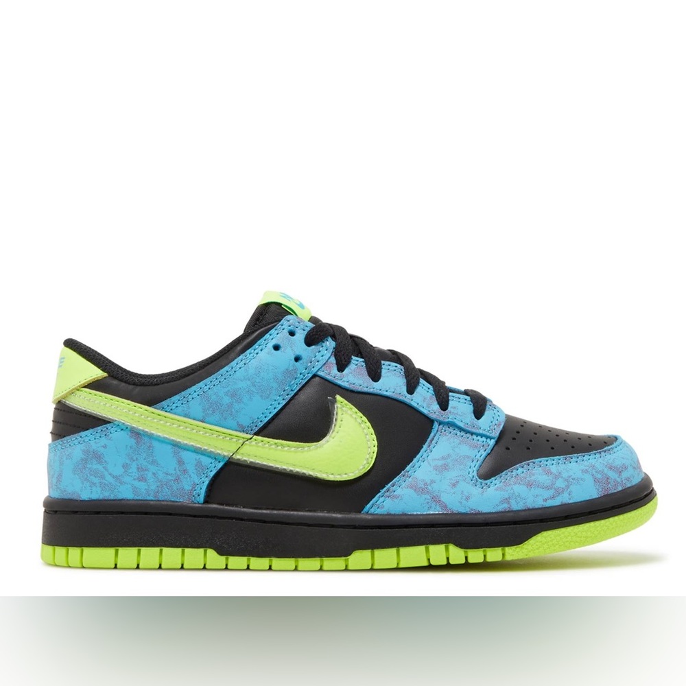 Nike Dunks 6.5